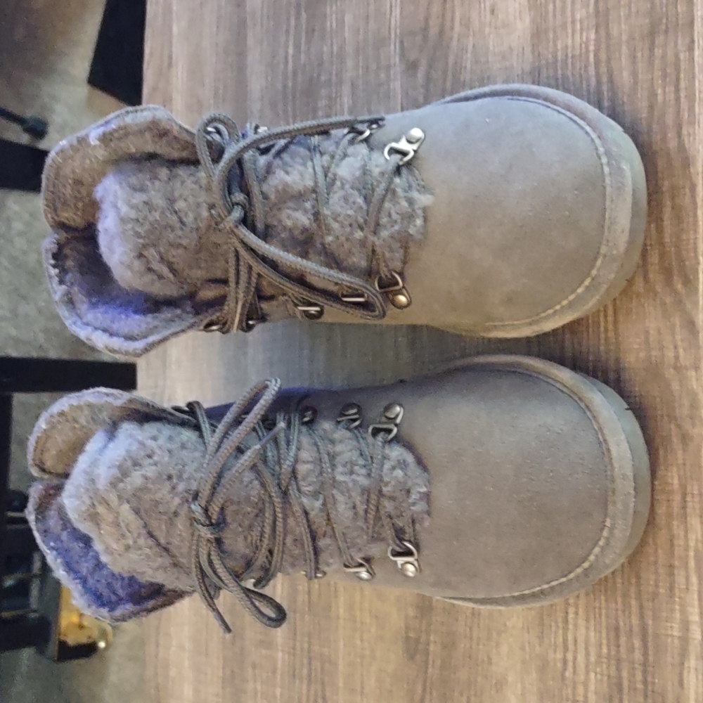 BearPaw Charcoal Colored Boots, Size 7 Wide